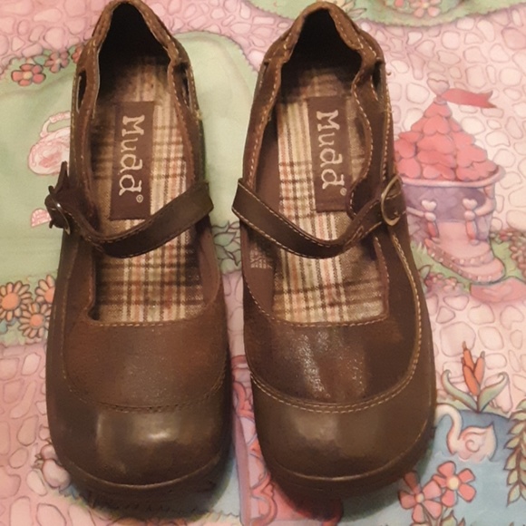 Mudd Shoes - MUDD "EVIE" BROWN MARY JANES SIZE 7.5M